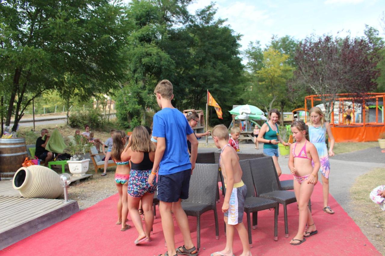 CAMPING PARADIS FAMILY des ISSOUX Lalevade-dʼArdèche Exterior foto